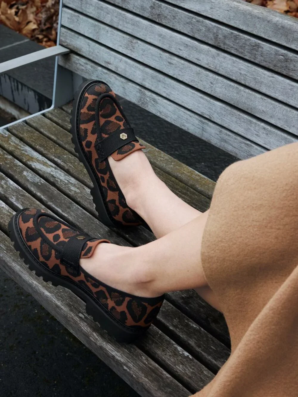 Vivaia Francesca Round-Toe Platform Chunky Heel Loafers Leopard Size 37.5 US 7